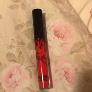 Kylie Jenner no sleep matte liquid lipstick